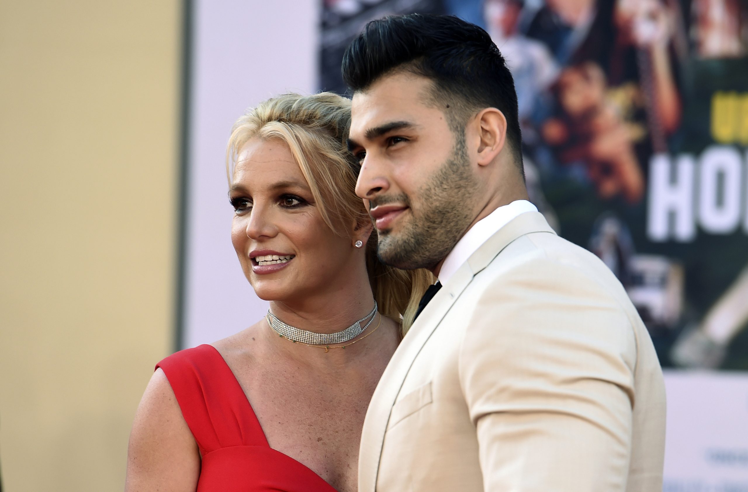 Britney Spears anuncia que está embarazada