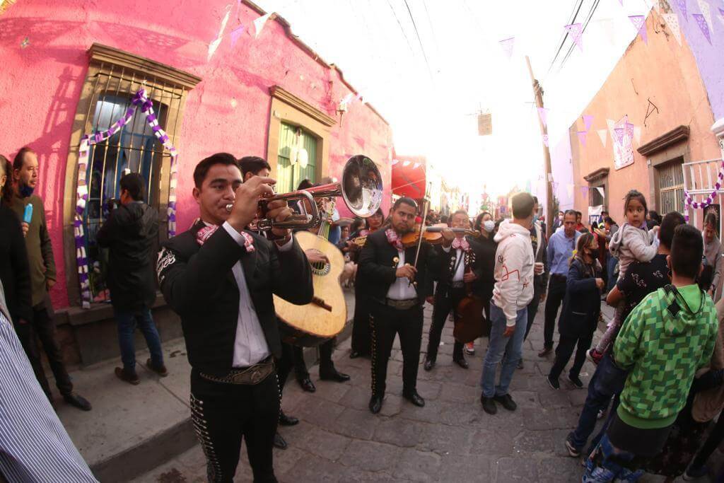 Habitantes del Callejón del Buche resaltaron la relevancia de elevar a patrimonio cultural de SLP la instalación de los Altares de Dolores