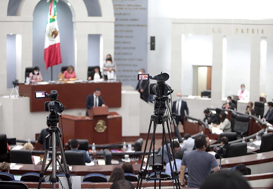 Presentan iniciativa de reforma a la Ley de Acceso de las Mujeres a una Vida Libre de Violencia