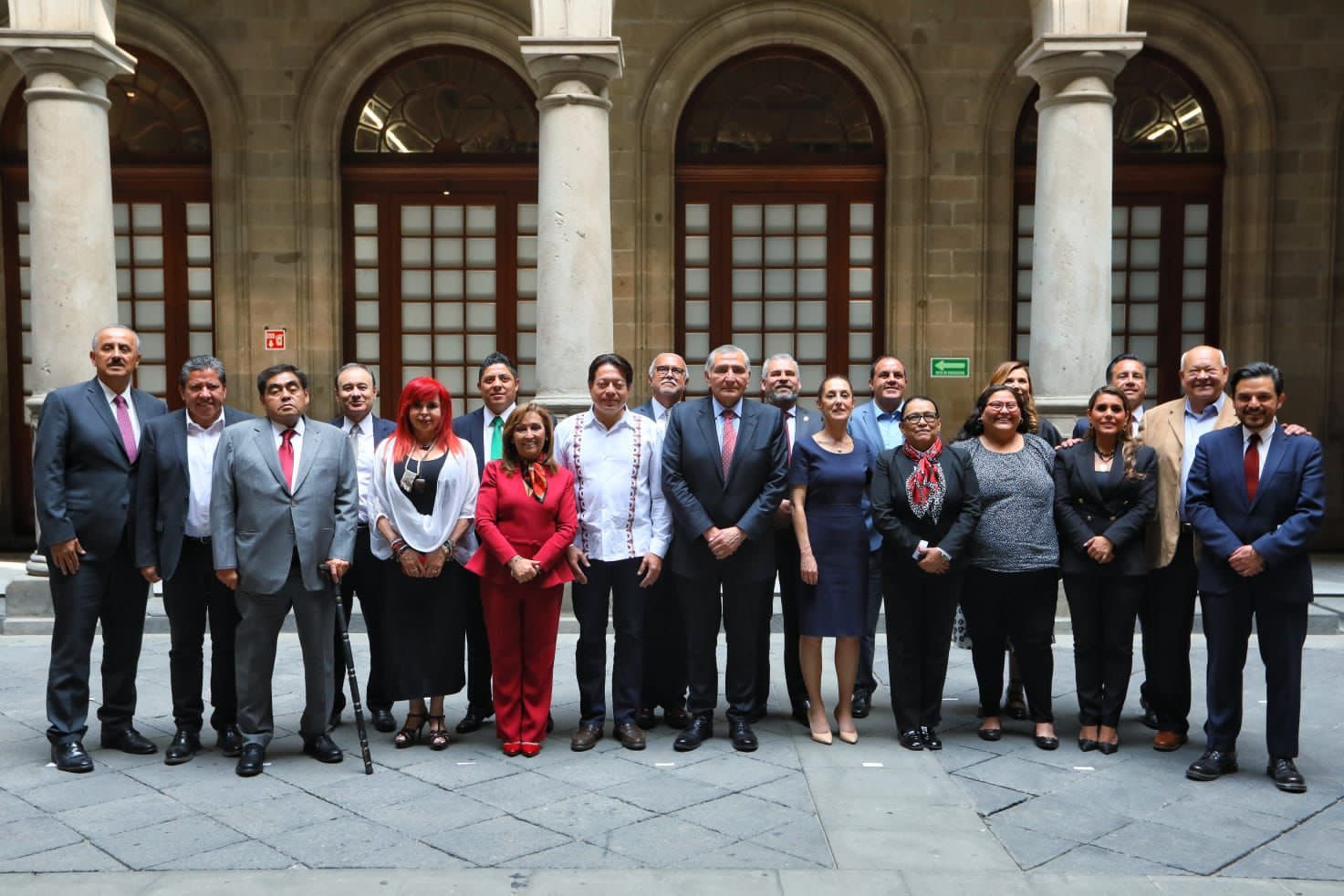 San Luis Potosí respalda propuesta federal de servicio médico universal