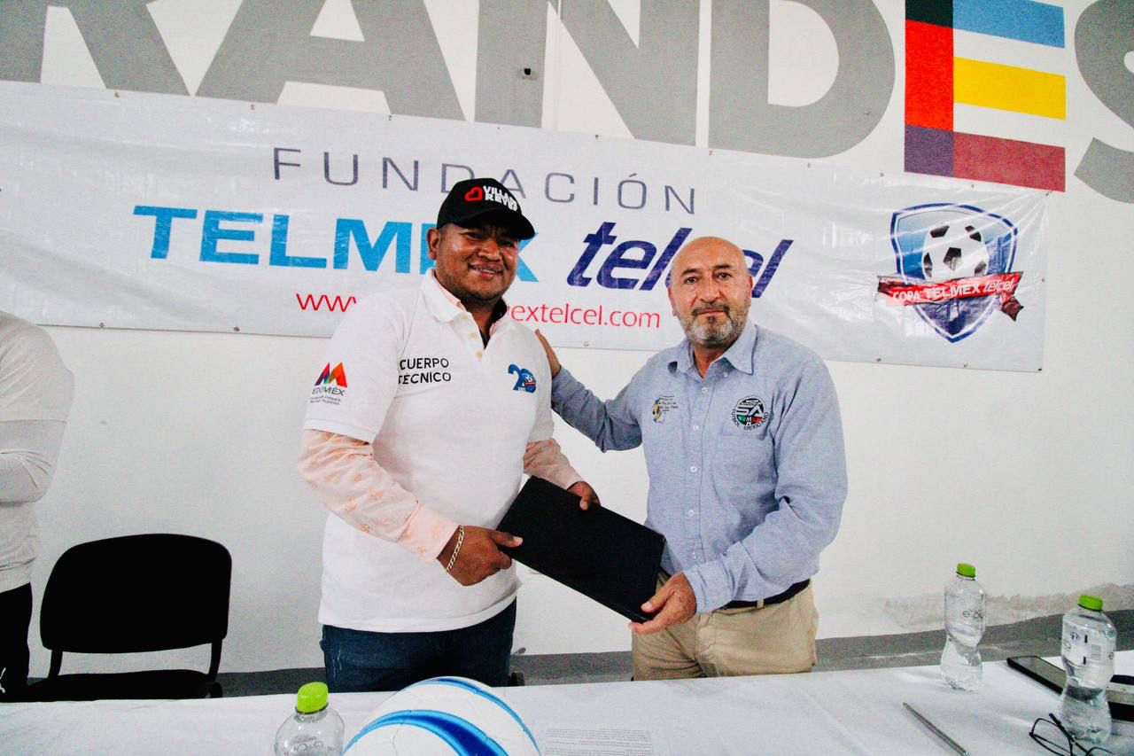 Gobierno municipal de Villa de Reyes y Fundación Telmex-Telcel firman convenio.