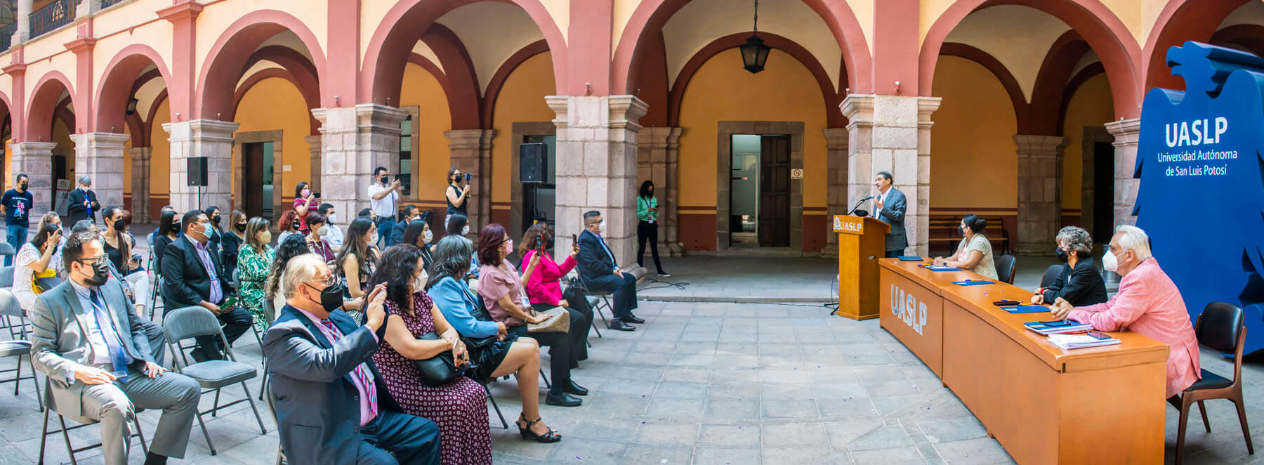 Este día, la Universidad Autónoma de San Luis Potosí (UASLP) fue sede de la firma de la “Declaración de León”