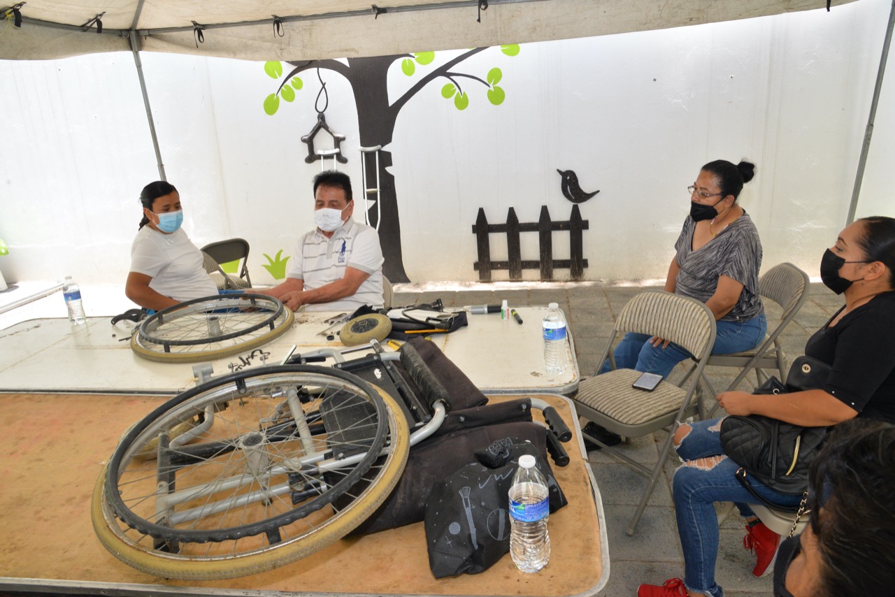 Inició con éxito el Taller de reparación de sillas de ruedas en Soledad
