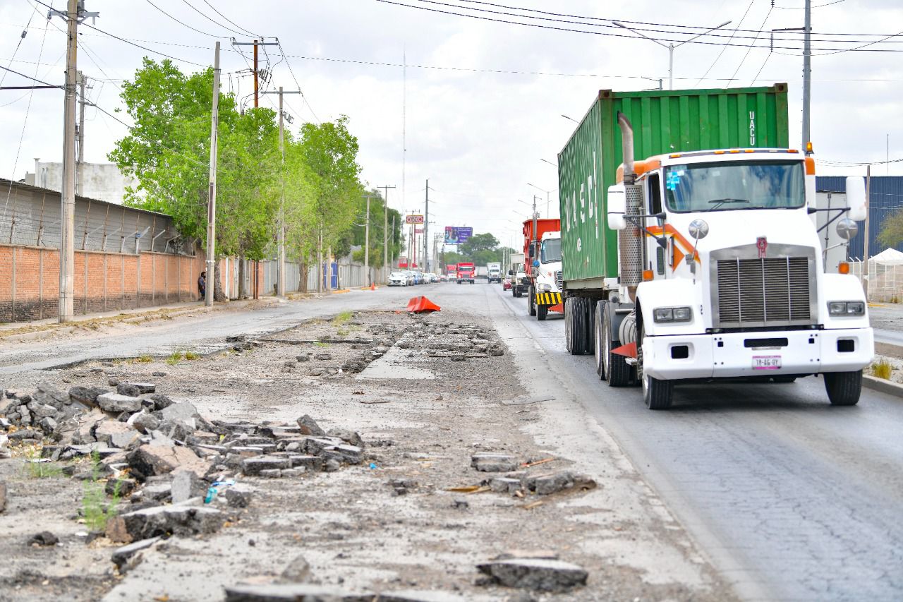 El nuevo Gobierno estatal iniciará su reparación total desde avenida Salvador Nava Martínez hasta la Zona Industrial