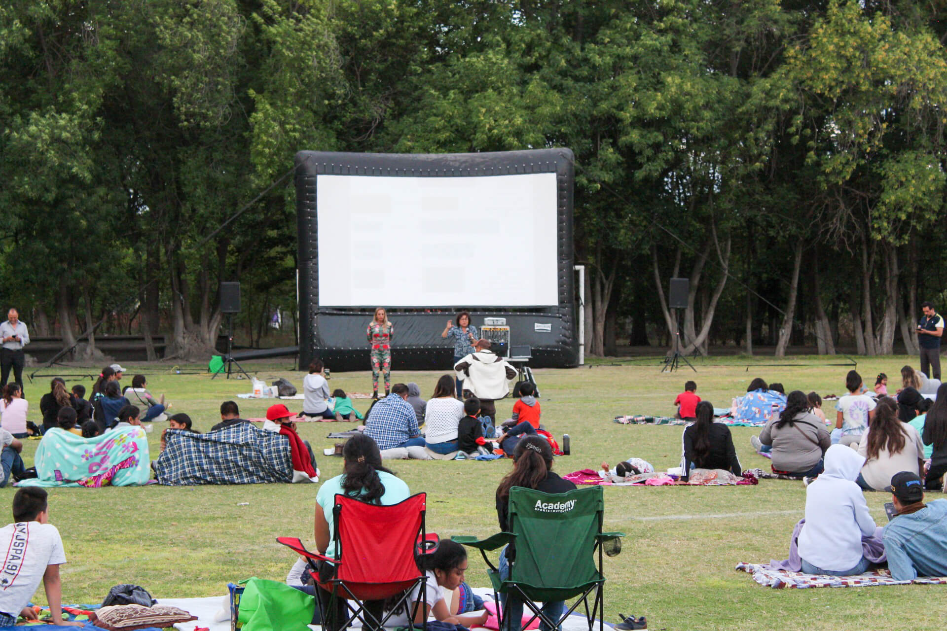 El pasado fin de semana, población del municipio de Venado, disfrutó de la magia del cine, con el programa “Cineteca en tu municipio”