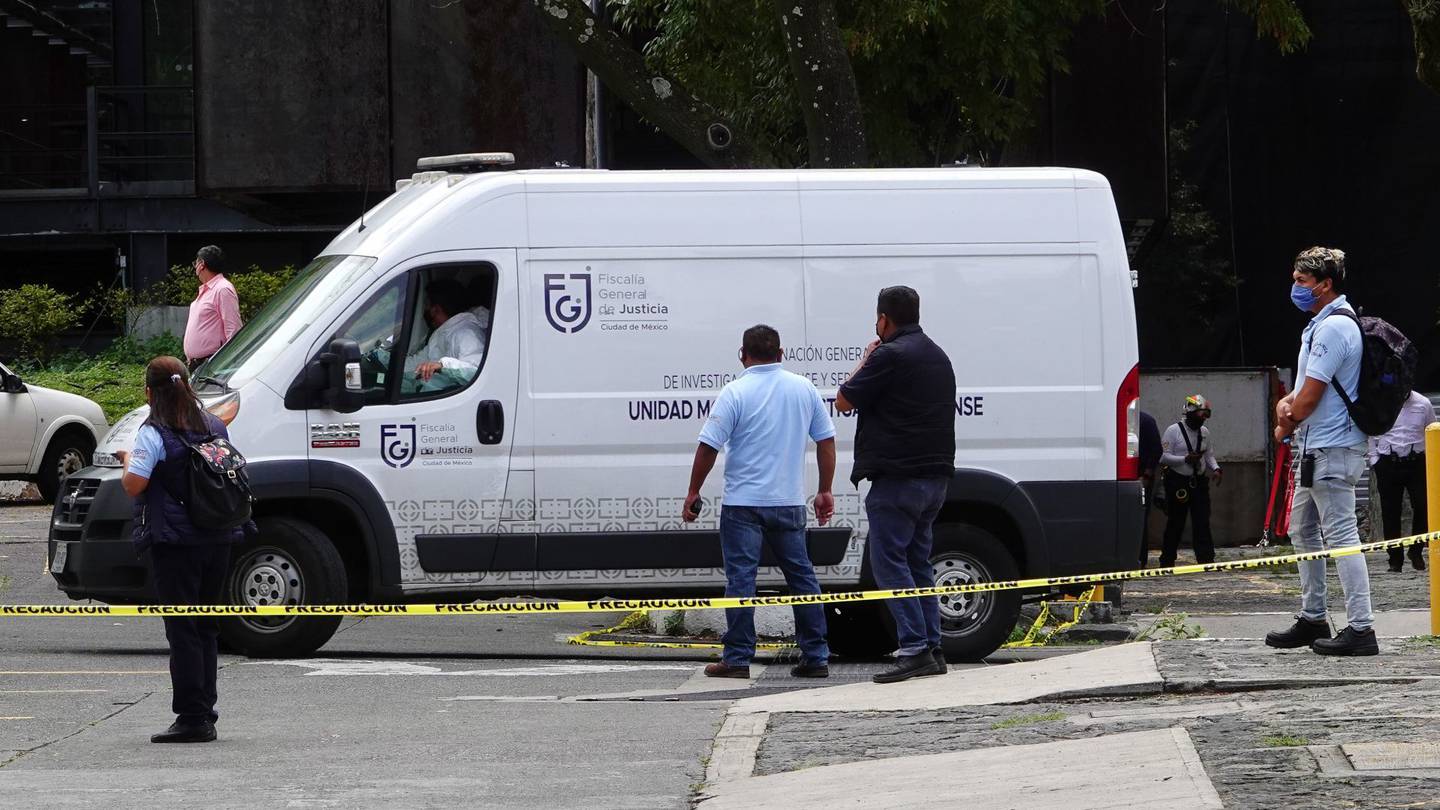 Muere estudiante en la UNAM al arrojarse de un edificio