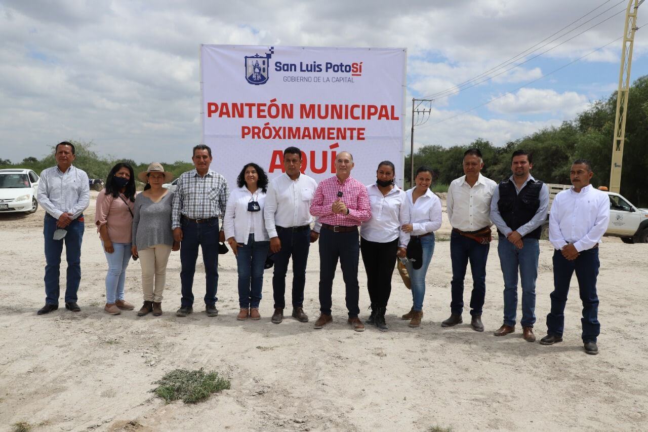 Galindo Ceballos presentó este jueves el proyecto de construcción del nuevo panteón delegacional de Villa de Pozos