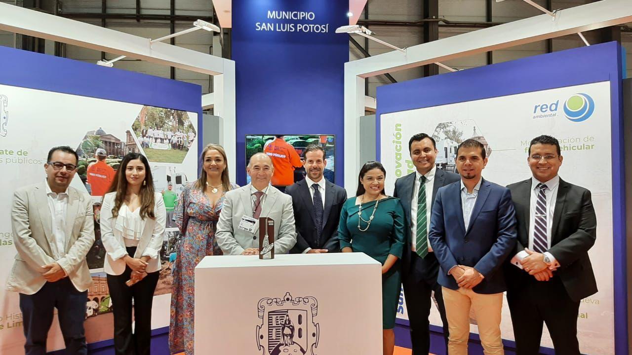 Ayuntamiento de SLP recibe el galardón internacional “La Escoba de Platino”