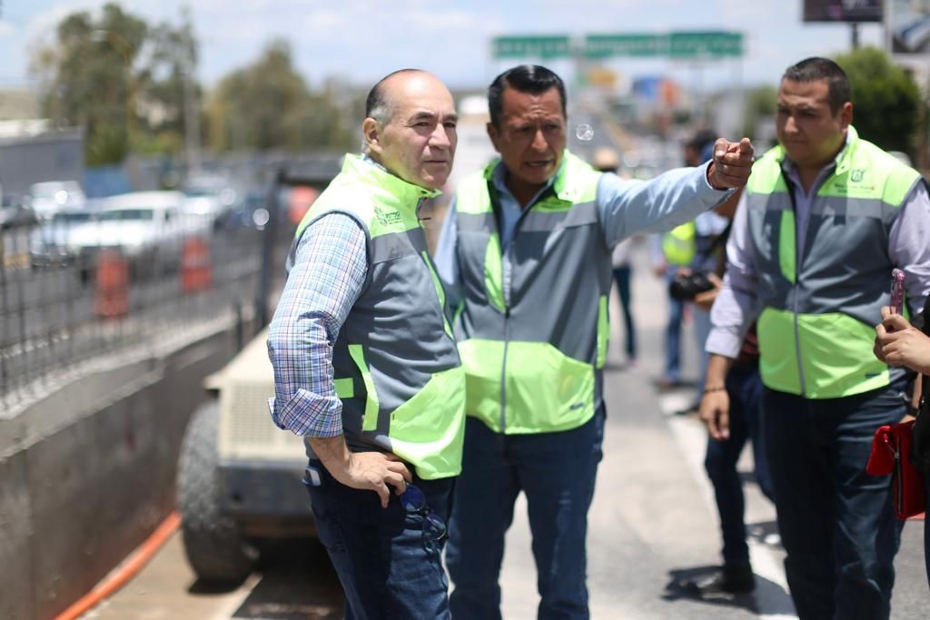 Enrique Galindo supervisa avances en obras de Salvador Nava