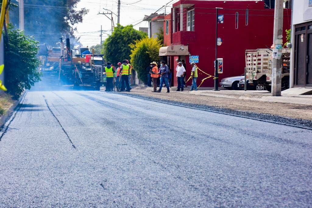 La pavimentación de las diferentes arterias viales forma parte de un programa piloto que se implementará a nivel estado.