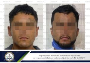 En la ciudad de San Luis Potosí, dos hombres fueron detenidos por elementos de la Fiscalía General del Estado (FGE)