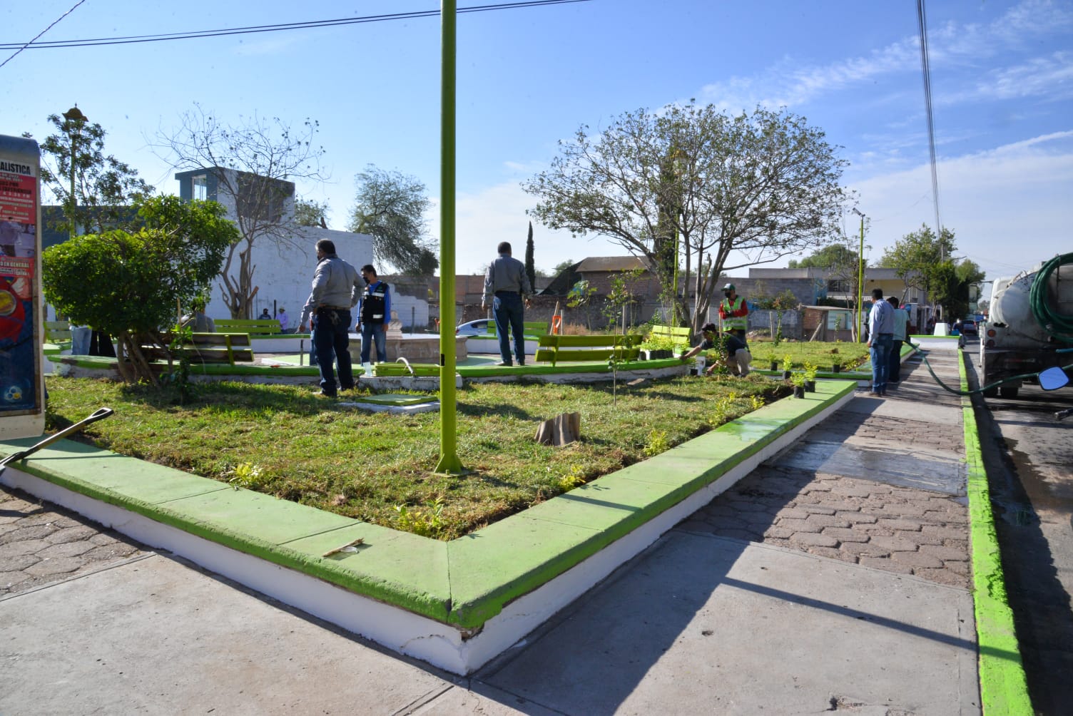 Coordinación de Ecología Municipal entregaron a la población soledense la reforestación realizada en la Plaza Milenio