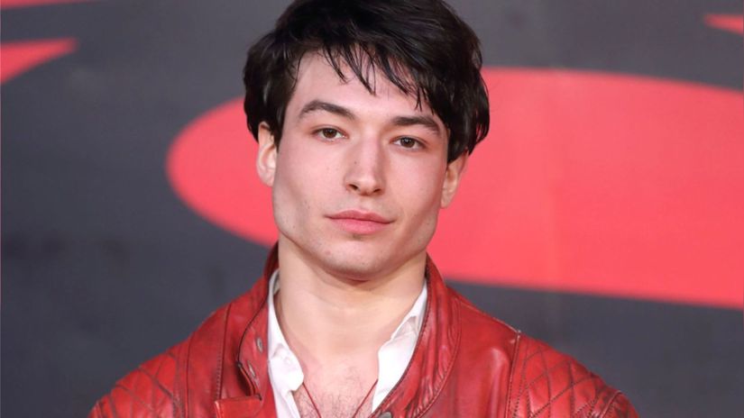 Ezra Miller, el actor de "The Flash", es acusado de robo agravado