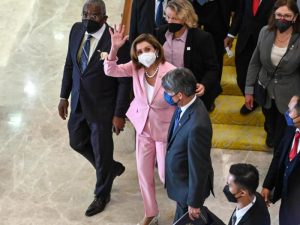 Nancy Pelosi parte de Taiwán y continúa gira por Asia