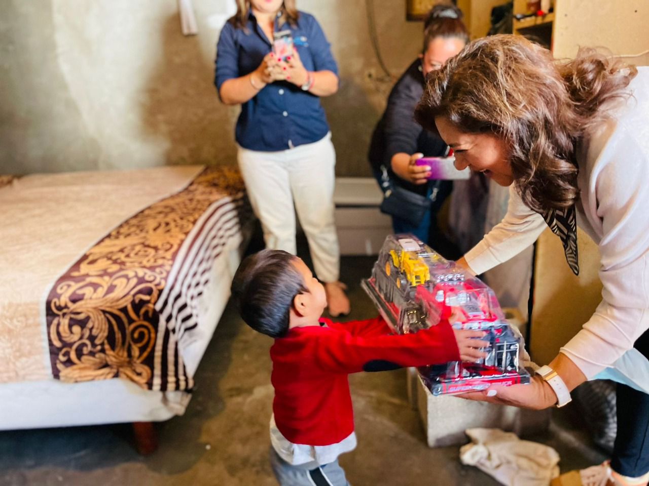 Familias en situación vulnerable de la delegación de La Pila tuvieron un cambio en su hogar y vida a partir de este miércoles