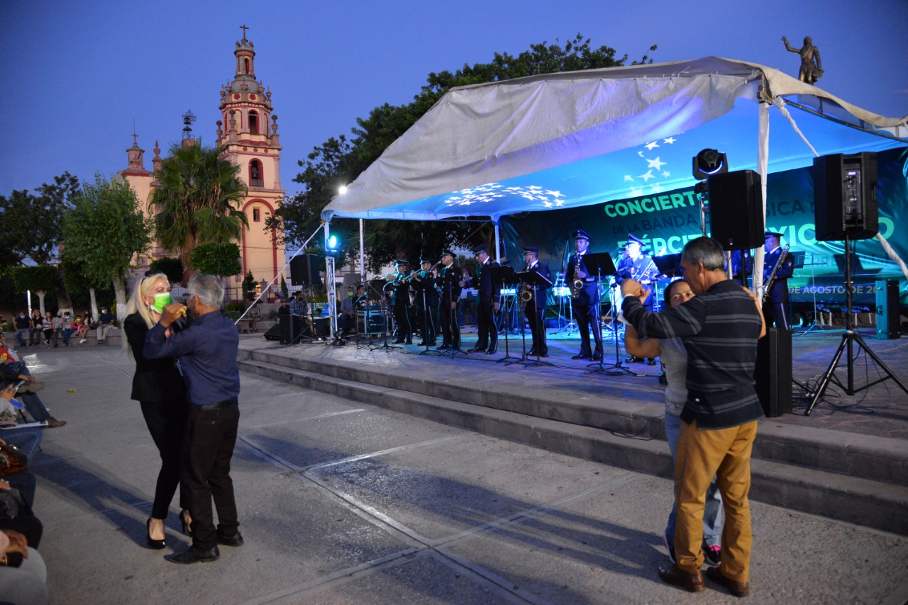 Todo un éxito el concierto de la banda de música de la IV Zona Militar en soledad