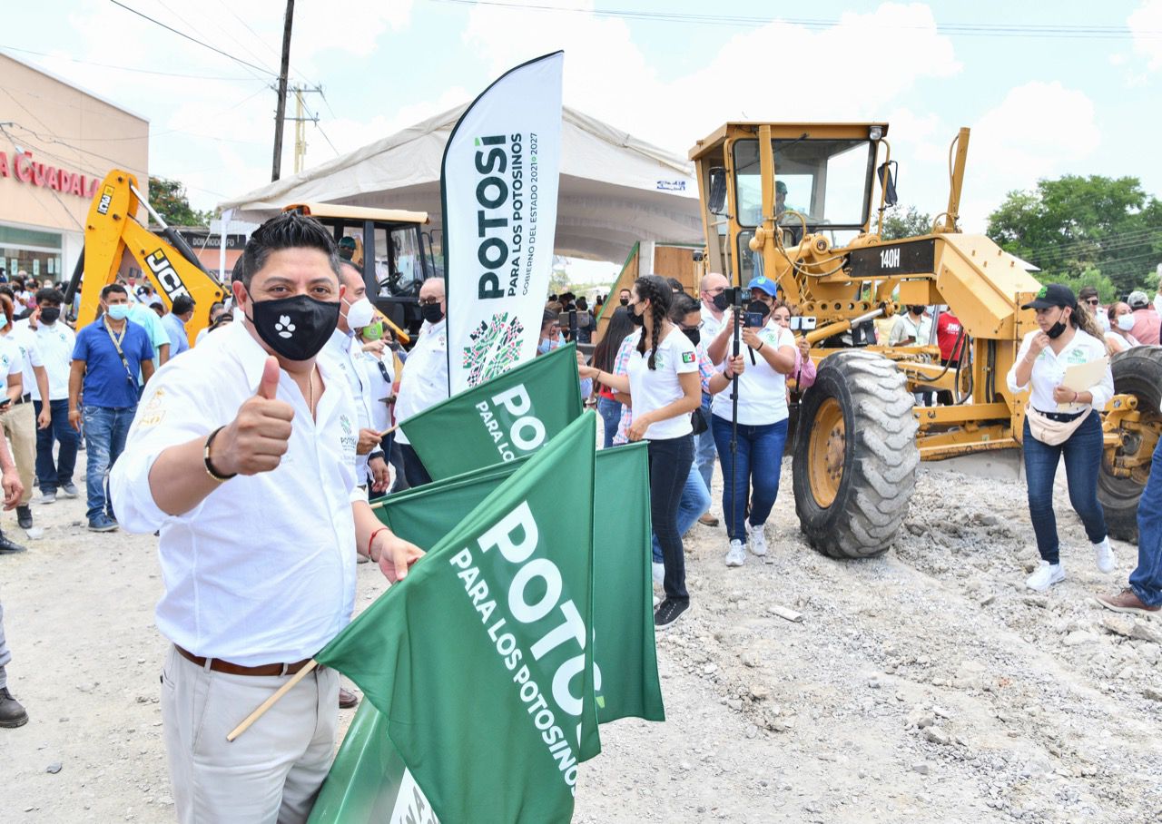 El Gobernador Ricardo Gallardo, en su política de apoyo a todo el Estado, iniciará la construcción de obras carreteras