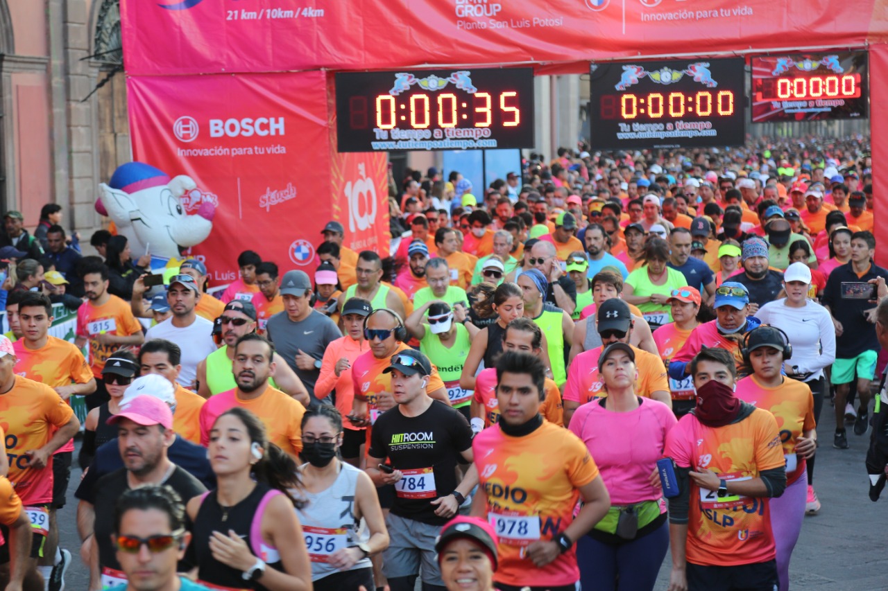 Regresó con fuerza y emoción el XXXIX Medio Maratón Atlético Universitario “100 años de excelencia”