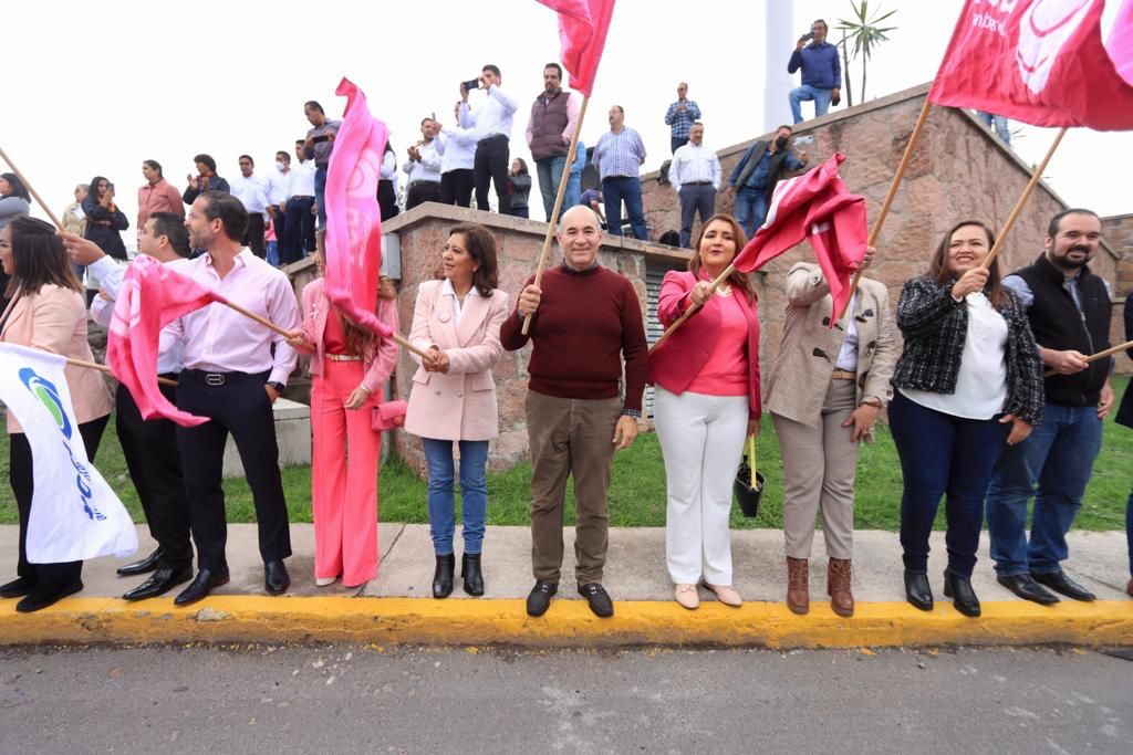 Dio inicio a la campaña rosa ”Quiero que Sigas Aquí”, con la que se divulgarán mensajes de prevención y concientización