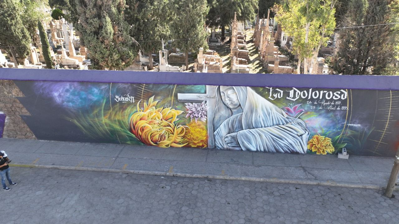 Galindo Ceballos inauguró los 25 murales que fueron pintados en la barda frontal del Panteón de El Saucito