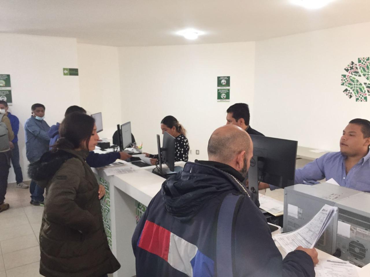 Se han entregado más de cuatro mil 300 placas a la ciudadanía que se presenta con su documentación completa
