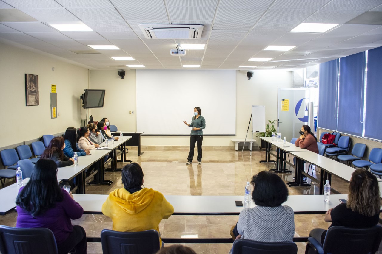 El taller “Defensa Personal Preventiva” tuvo una excelente respuesta entre la comunidad universitaria