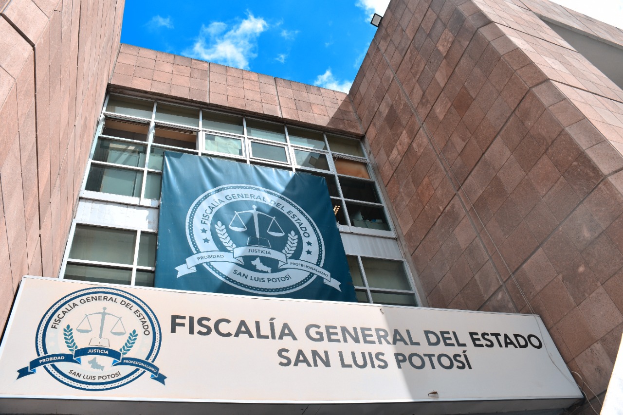 La Fiscalía General del Estado (FGE) comenzó con las investigaciones, por el deceso de una persona civil en Guadalcázar.