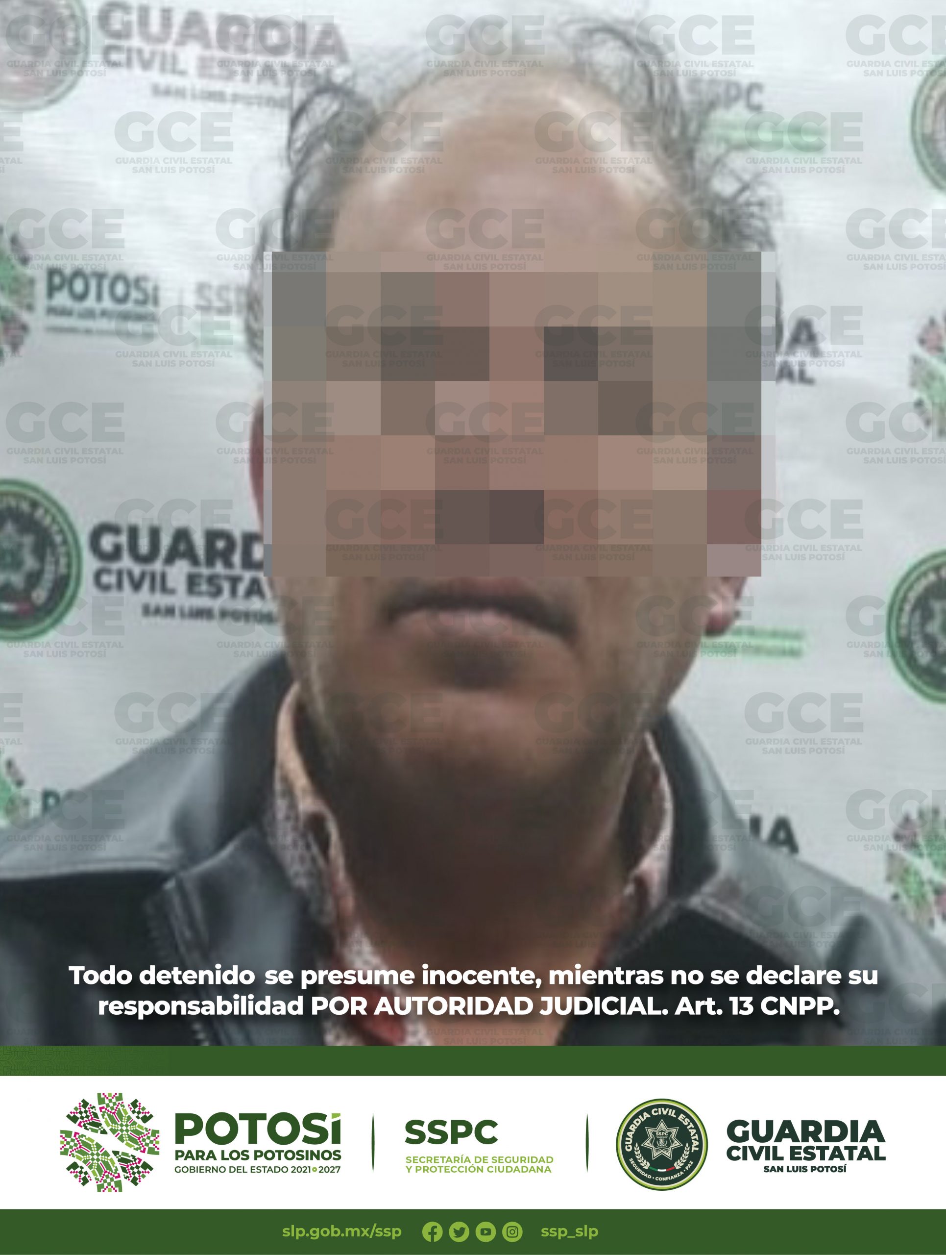 Dicha persona fue ubicada en el lugar de los hechos y fue detenida; posteriormente quedó a disposición de la Fiscalía General del Estado.