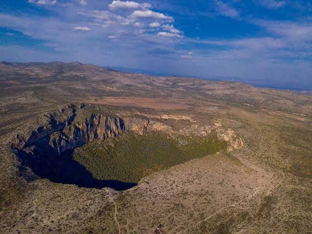 Ocari Carreón Hernández y su equipo de trabajo ya elaboran un plan maestro para detonar los sitios turísticos