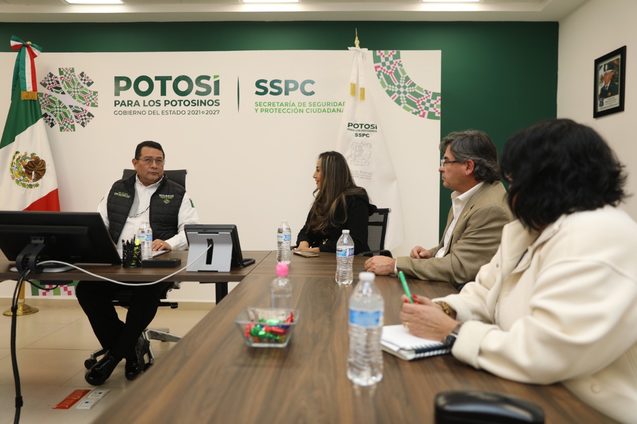 González Castillo se reunió con integrantes del Consejo Ciudadano por la Seguridad en San Luis Potosí.