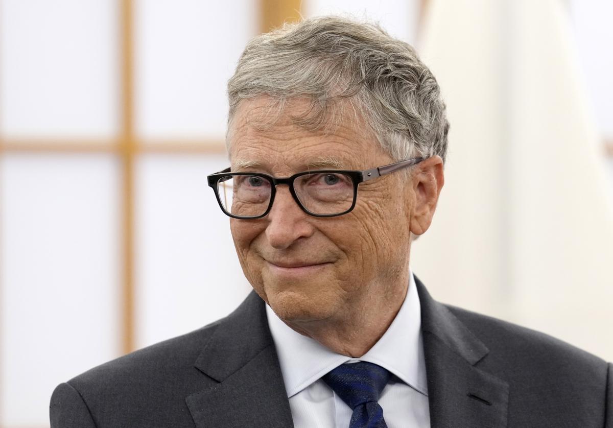 Bill Gates le compra acciones de Heineken a Femsa