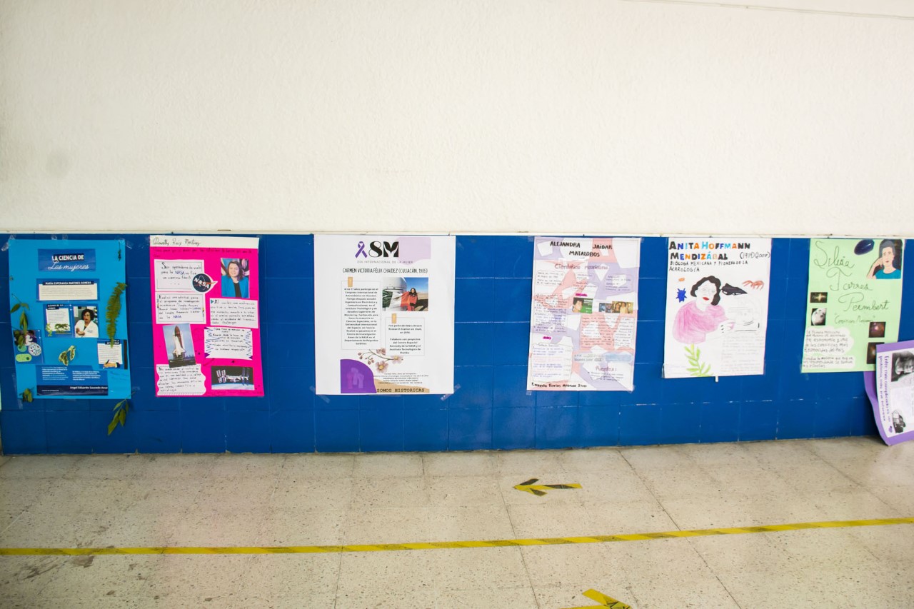El Departamento de Físico- Matemáticas de la UASLP expone en los pasillos y planta baja, la infografía "Científicas mexicanas"