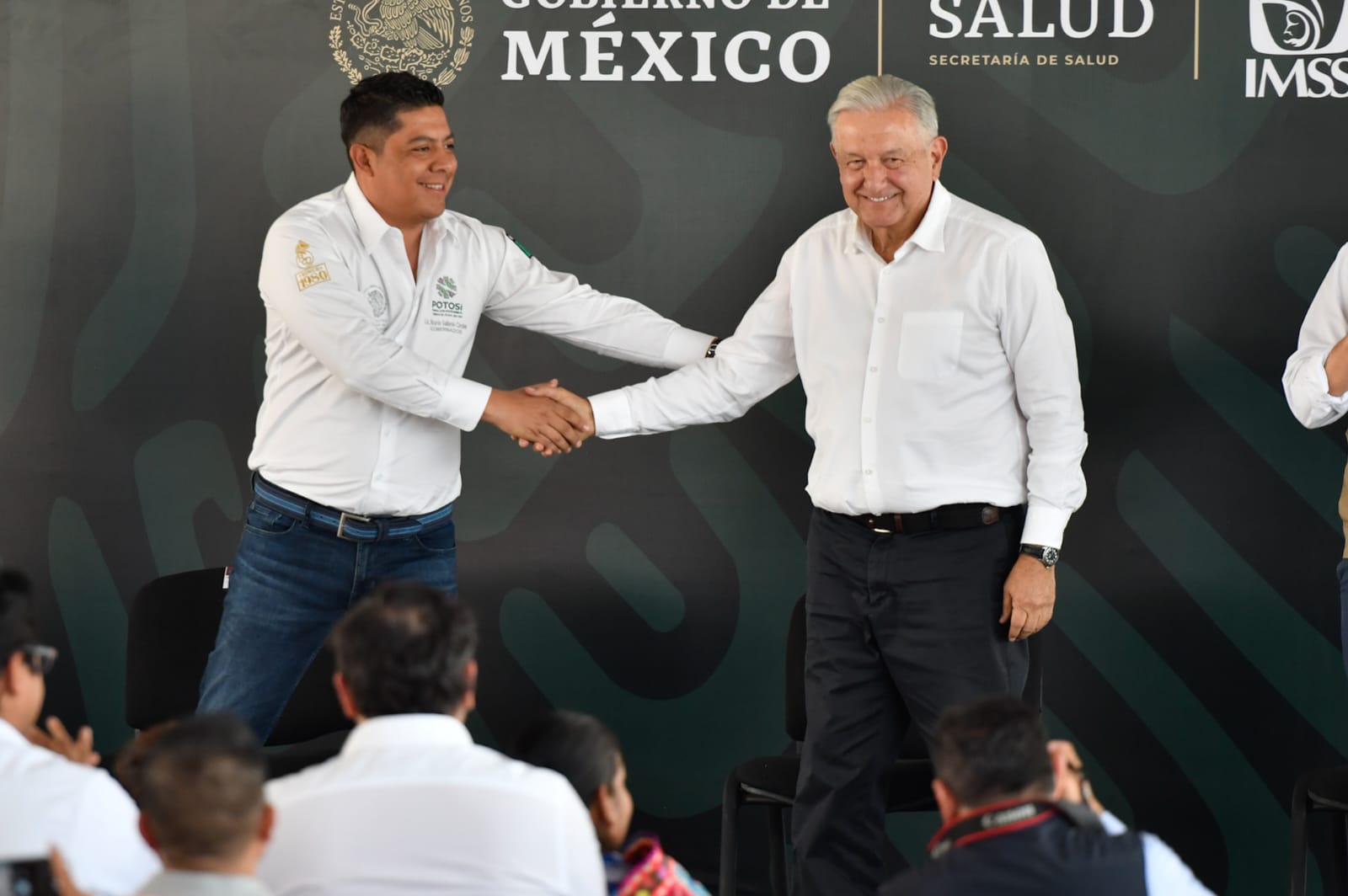 AMLO Y RICARDO GALLARDO GARANTIZAN SERVICIOS DE SALUD A POTOSINOS SIN SEGURIDAD SOCIAL