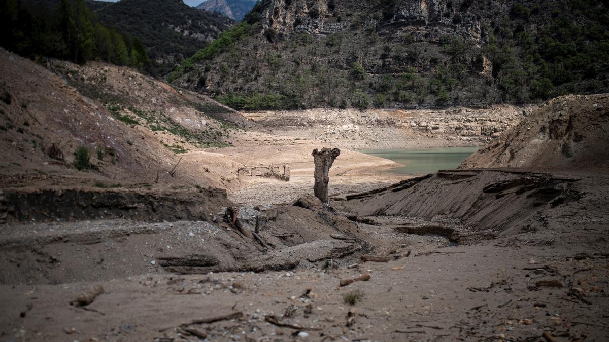 La mitad de los grandes lagos del mundo se está secando