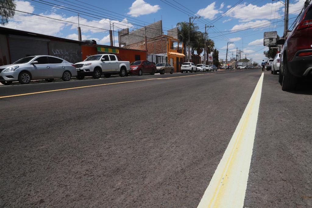 Pasó de ser una arteria con baches e insegura, a una vialidad transitable, segura y con alumbrado público.