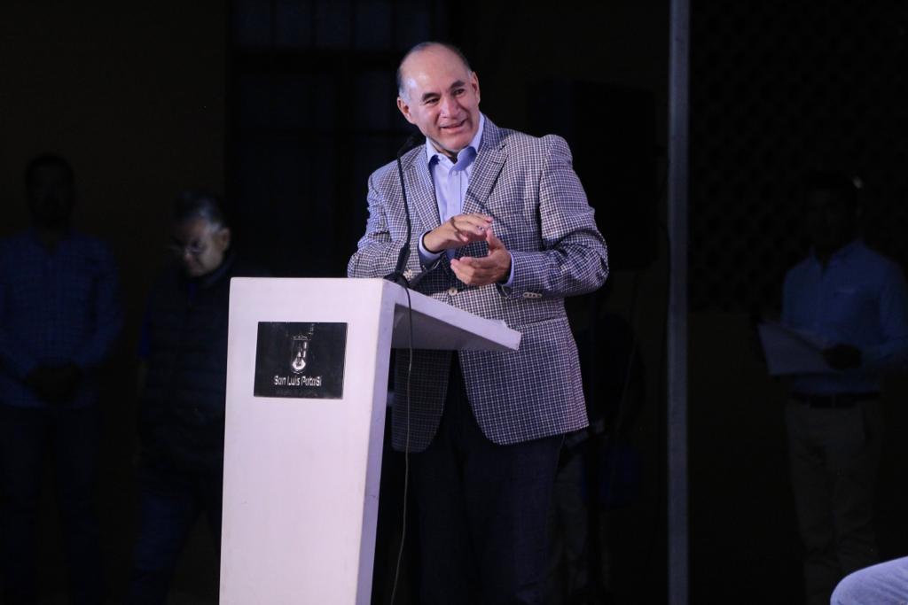 ”Más que embellecer, De Corazón mi Casa impulsa la dignidad del hogar y eso no tiene precio”, dijo el Presidente Municipal.