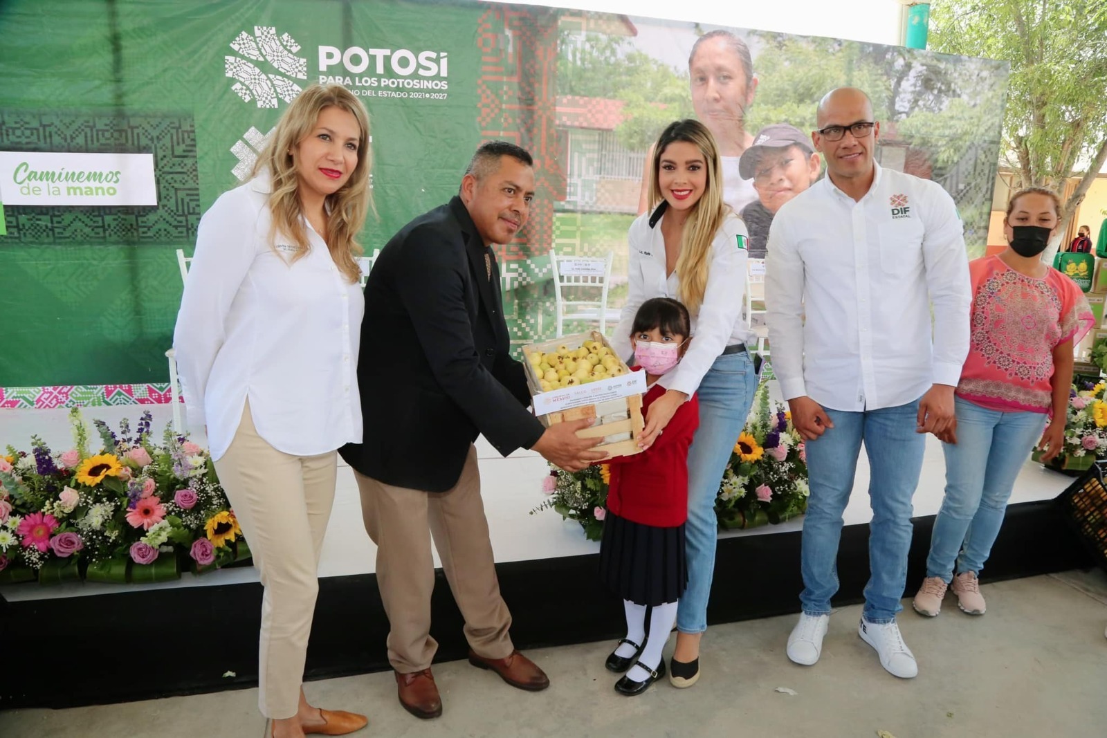 González Silva, arrancó el programa de asistencia alimentaria escolar, en el que por primera vez se incluyen frutas y hortalizas