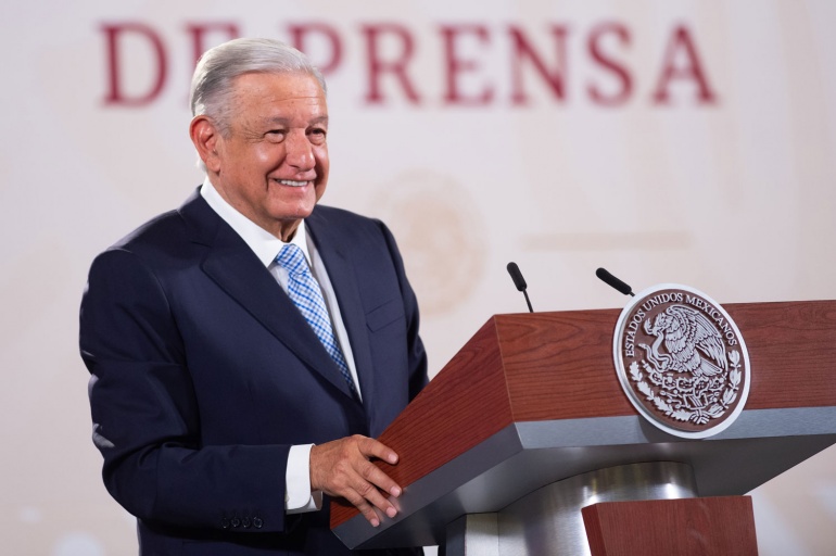 Ola de calor no afectará abasto de energía eléctrica, garantiza AMLO