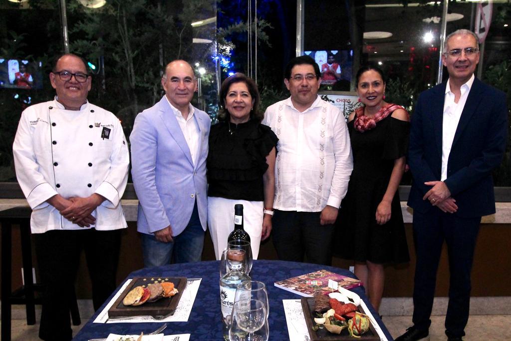 Mediante platillos tradicionales potosinos, se promoverán visitas hacia la ciudad, en alianza con el restaurante Los Canarios.