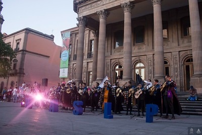 El sábado 24 de junio de 2023, la Tuna Universitaria celebró con una tradicional callejoneada su 59 aniversario.