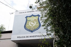 FGE acudió al Barrio de Tlaxcala en la capital potosina, a iniciar las primeras diligencias por el fallecimiento de un hombre