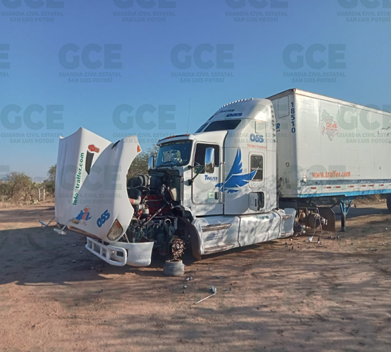 Oficiales de la Guardia Civil Estatal (GCE) localizaron un vehículo de carga que contaba con reporte de robo.