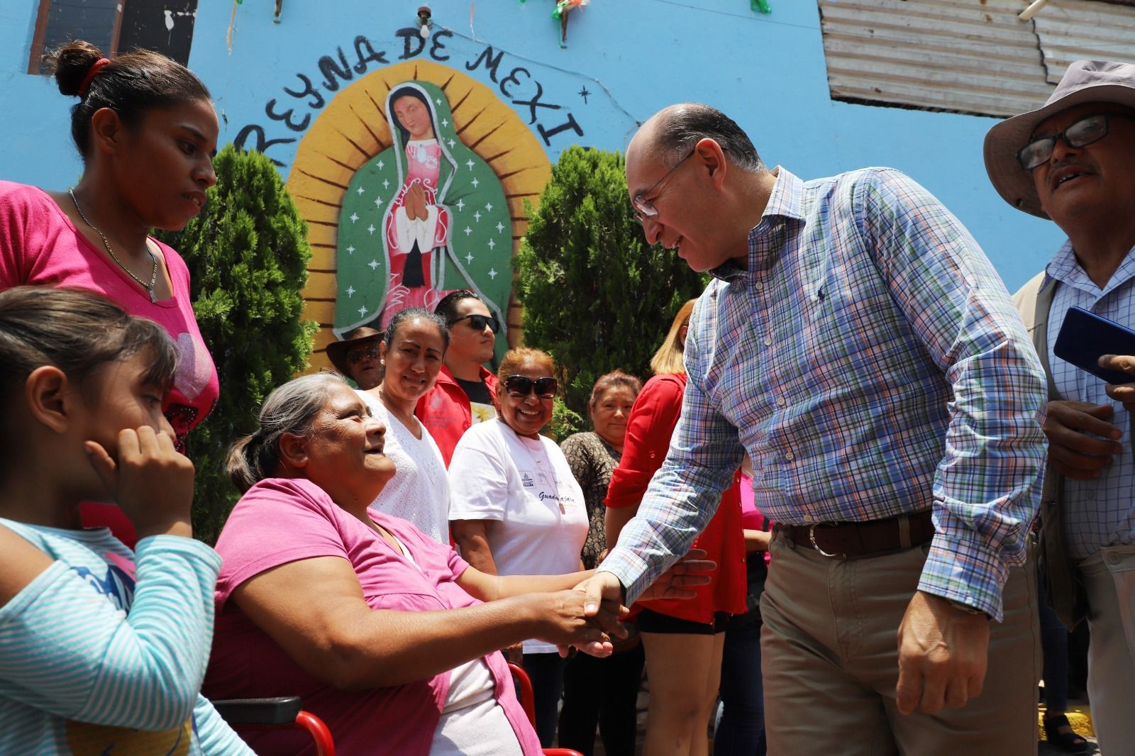 El Presidente Municipal inauguró la calle Pelícano, en la colonia Las Julias, al norte de la ciudad, que por más de 30 años había sido solo terracería.