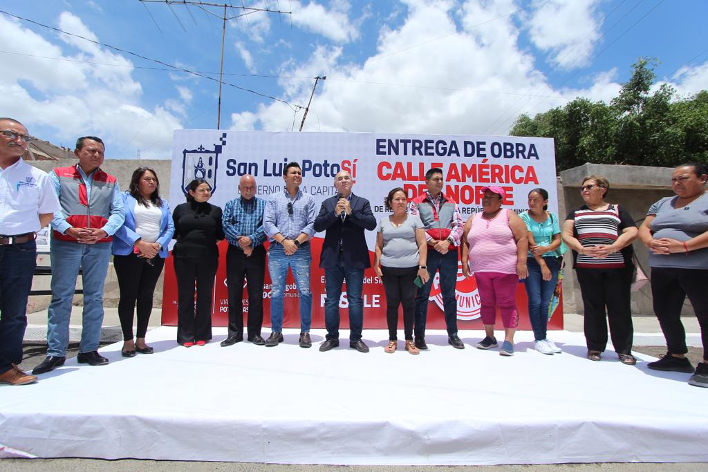 El Presidente Municipal reafirma que con estas obras se solucionan temas de drenaje, movilidad y mejoramiento del entorno.