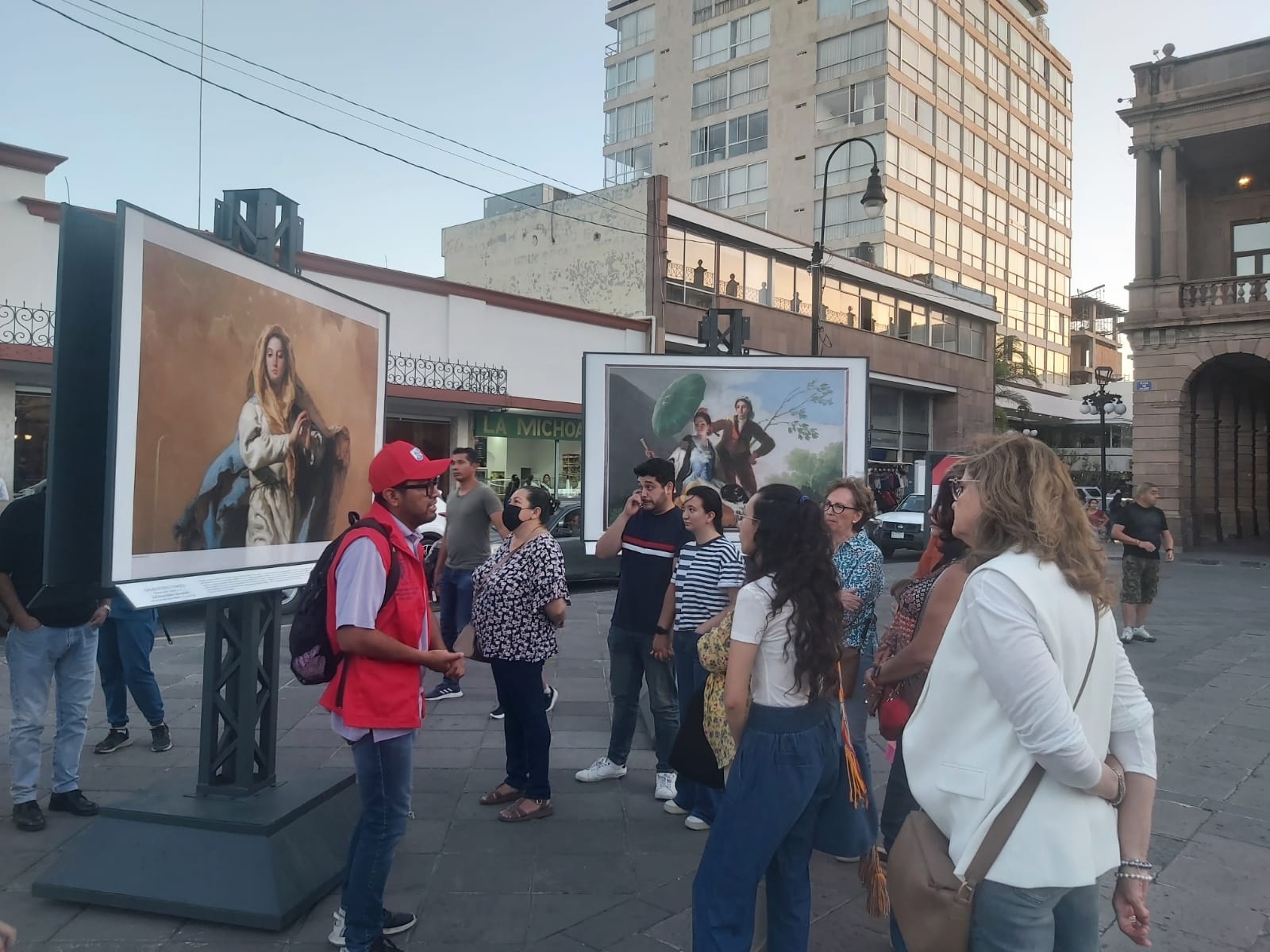 Los visitantes pueden disfrutar de la obra de Rubens, Durero, Rembrandt, El Bosco, Caravaggio, Goya y Velázquez, entre otros.