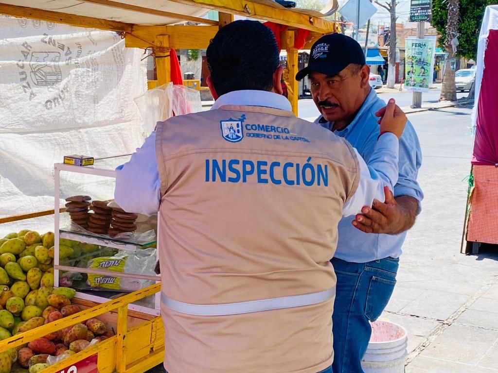 Los inspectores de la Dirección de Comercio Municipal recorren en promedio más de mil 600 kilómetros por semana.