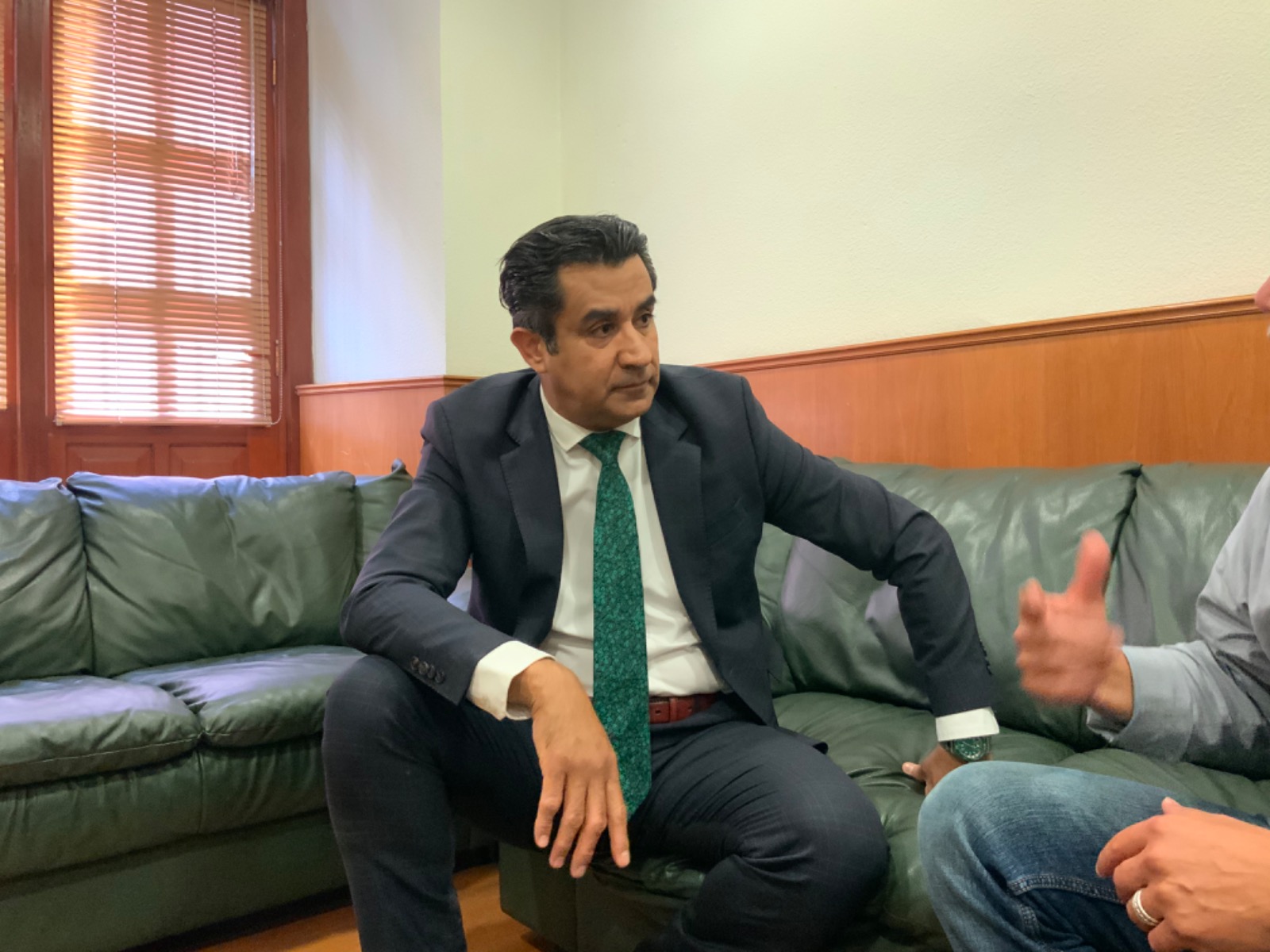 Franklin Sarabia, respaldó que los funcionarios que aspiren a otro cargo público deban presentar su renuncia anticipada