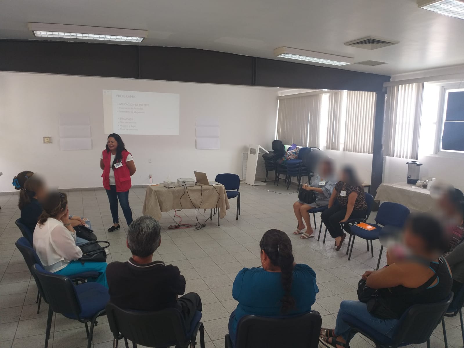 “Acude a terapia individual o grupal para sentirte mucho mejor”, Estela Arriaga Márquez, Presidenta DIF Capitalino