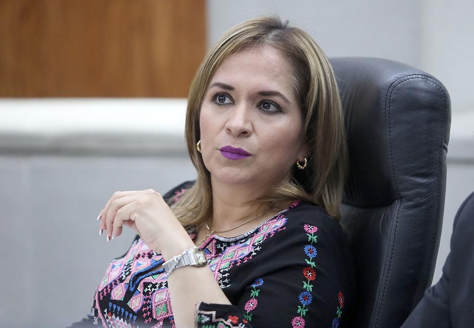 El Delegado fue cuestionado respecto a si la legisladora pretende adherirse a Morena, contestando que desconoce esta situación