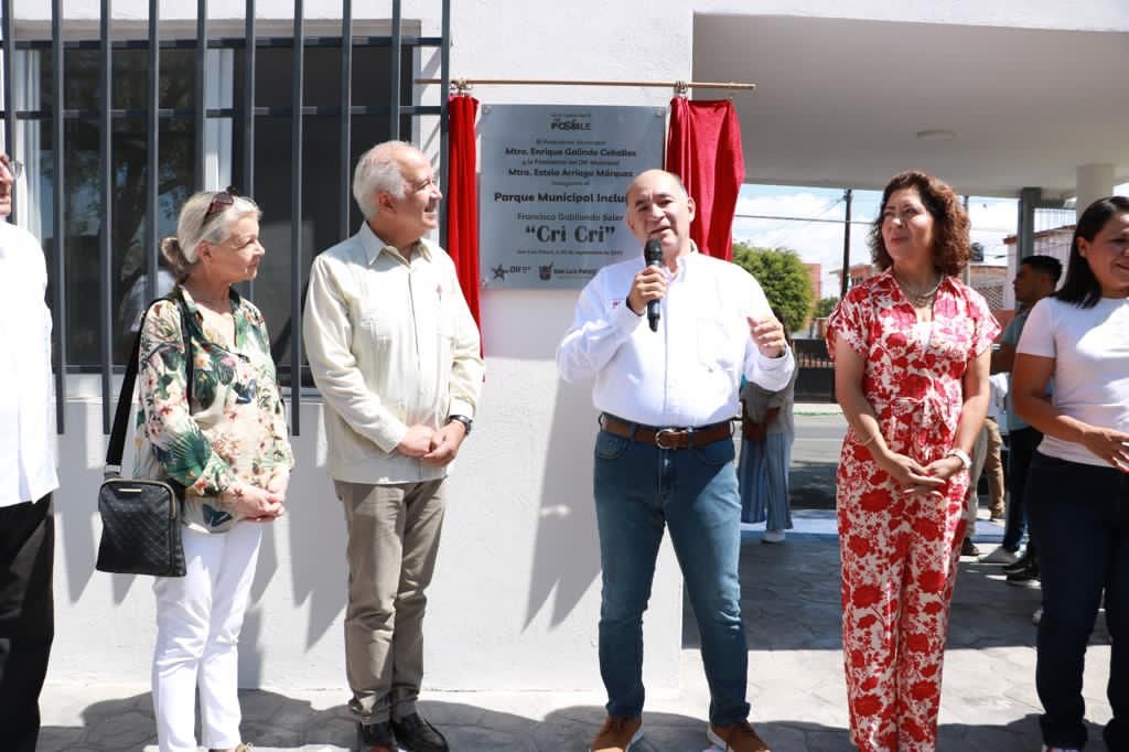 Enrique Galindo anunció que en escultor Sebastián elaborará una figura que represente la nominación como Capital Americana de la Cultura.